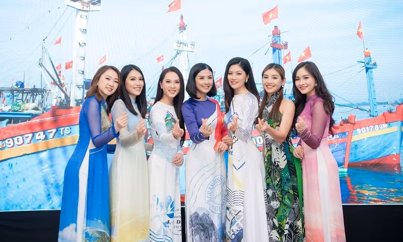 Top 8 mỹ nữ Hoa Ngữ sở hữu thân hình “săn chắc” hoàn hảo khiến các Elite cũng phải ghen tị ảnh 11