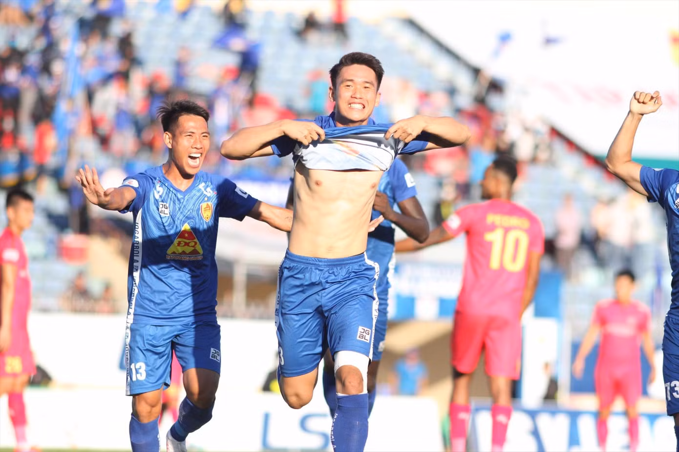 Inter Milan ép Sanchez giảm lương mới chịu mua đứt ảnh 4