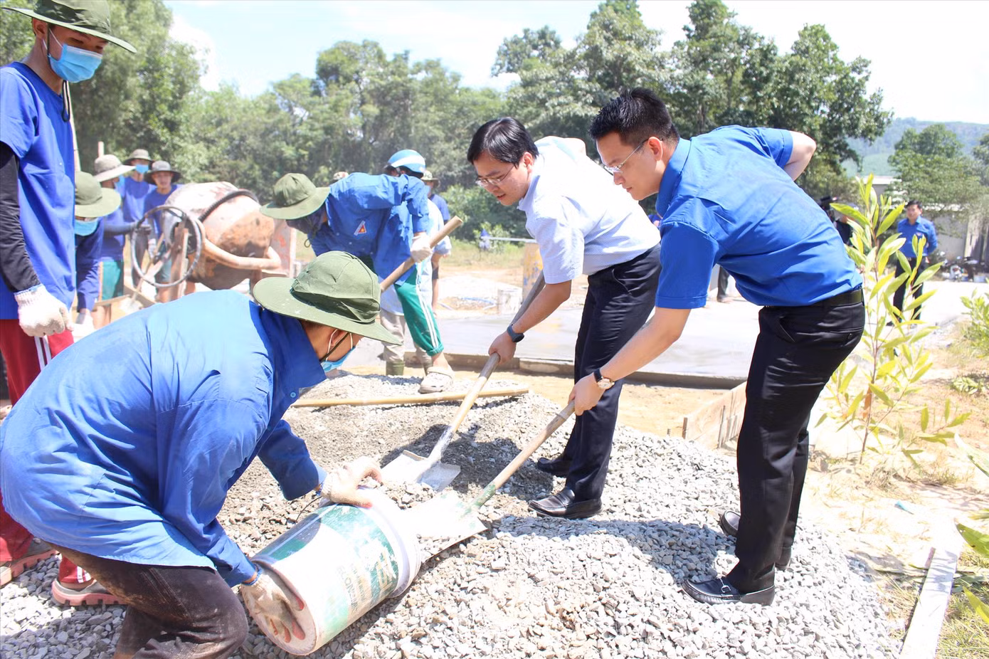 Thủ khoa đầu ra đại học thành thạo 4 ngoại ngữ ảnh 4