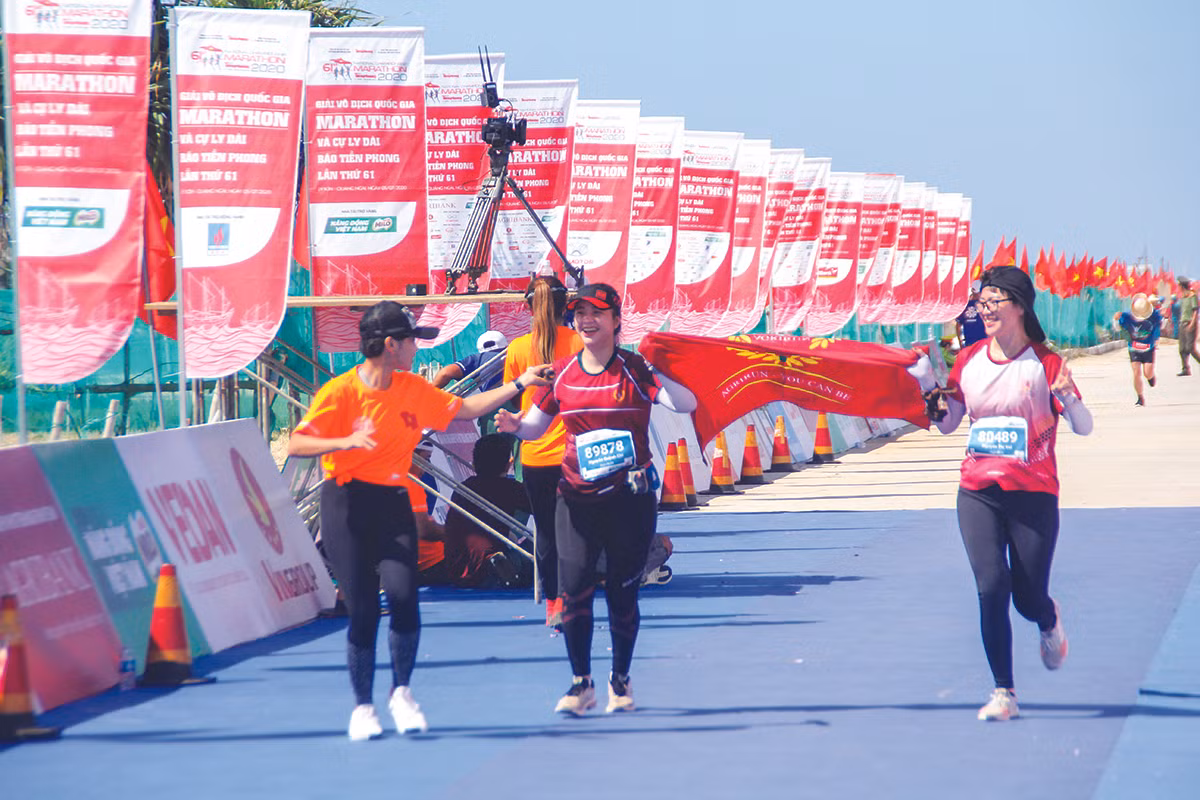MC đường chạy Tiền Phong Marathon 2020: Chuyện giờ mới kể ảnh 1