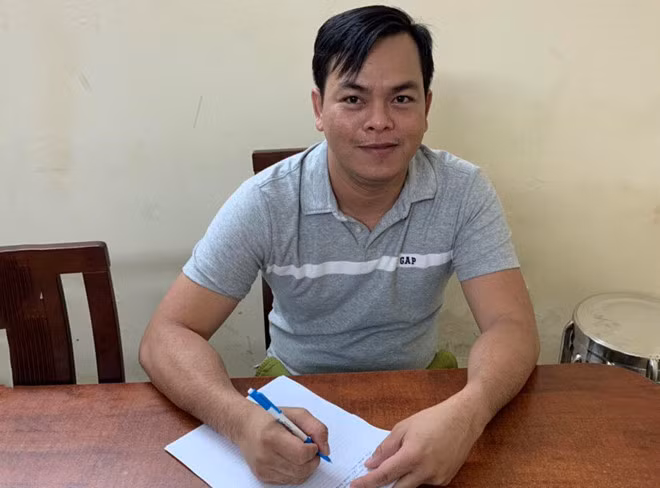 Thu giữ súng, đạn trong nhà Phúc XO ảnh 3