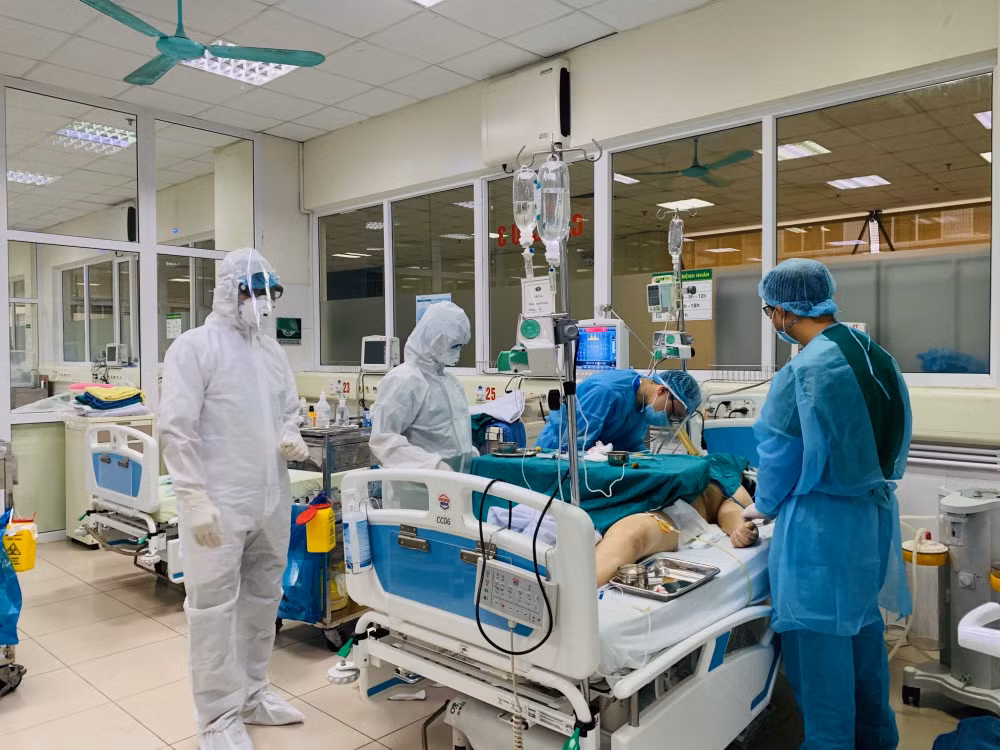 Phong tỏa hai chung cư cao cấp ở Sài Gòn vì Covid-19 ảnh 4