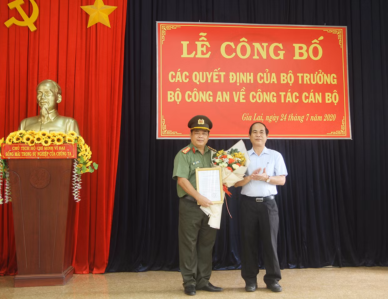 Bổ nhiệm hai Phó Giám đốc Công an Gia Lai ảnh 1