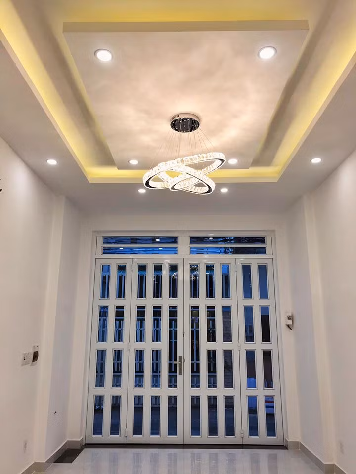 MC Đại Nghĩa khoe nhà mới, bạn trai tin đồn có động thái bất ngờ ảnh 6