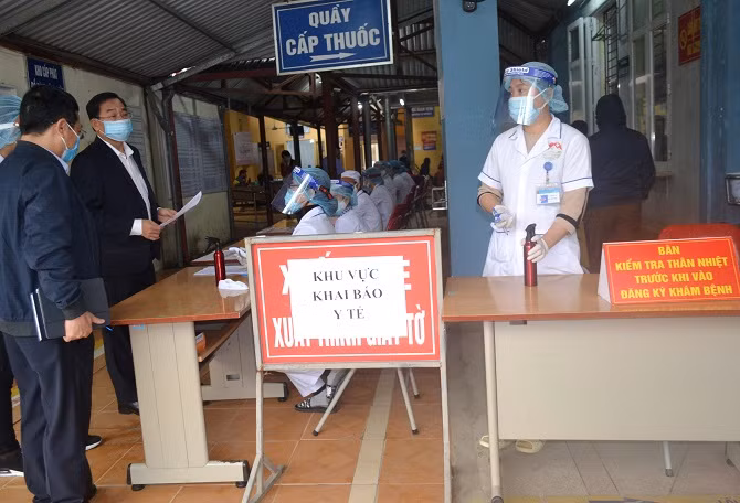 Hà Nội: Kiểm soát chặt bệnh nhân, tránh 'sơ hở' từ bệnh viện ảnh 2