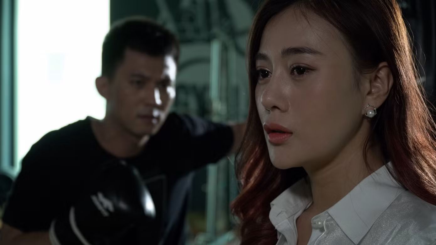 Lý Tiểu Lộ chia tay tình trẻ, vội vã tái hợp chồng cũ? ảnh 11