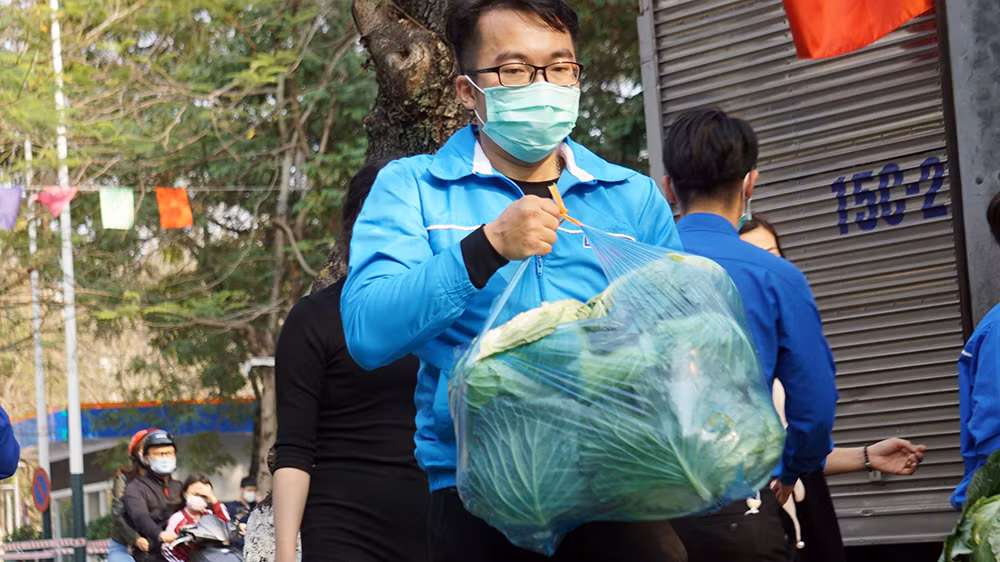 Ra quân Tết trồng cây ở Khánh Hoà, Thanh Hóa ảnh 1 Ra quân Tết trồng cây ở Khánh Hoà, Thanh Hóa ảnh 1