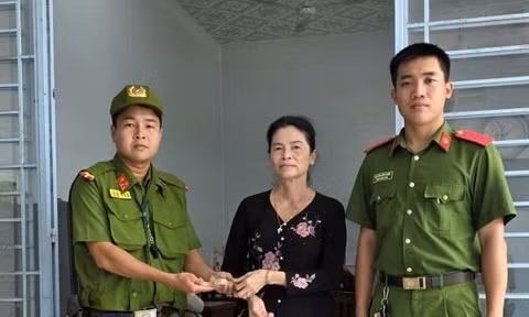 Nhận lại lắc vàng hơn 1 lượng, người dân viết thư cảm ơn công an tỉnh Vĩnh Long