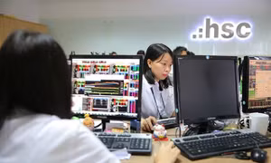 Ồ ạt báo lãi, tự doanh chứng khoán có dễ ‘kiếm tiền’?