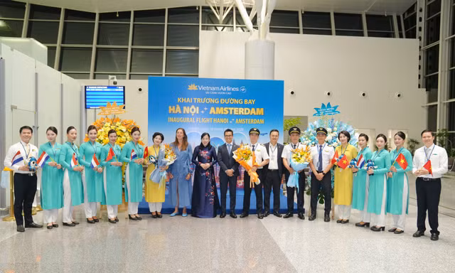 Vietnam Airlines chính thức khai thác đường bay thẳng Hà Nội - Amsterdam
