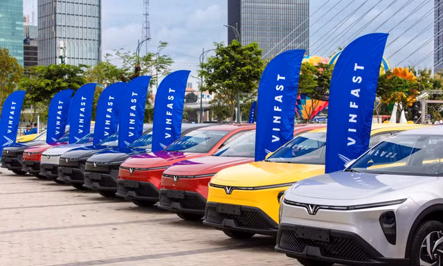 Vận hành ngon, chi phí cực thấp: Tài xế dịch vụ xuýt xoa vì 'tìm ra chân lý' với Limo Green
