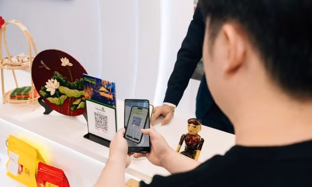 Sống trên những cú chạm số