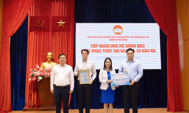Danone Việt Nam tiếp sức dinh dưỡng cho trẻ em vùng lũ với gói hỗ trợ trị giá 1 tỷ đồng