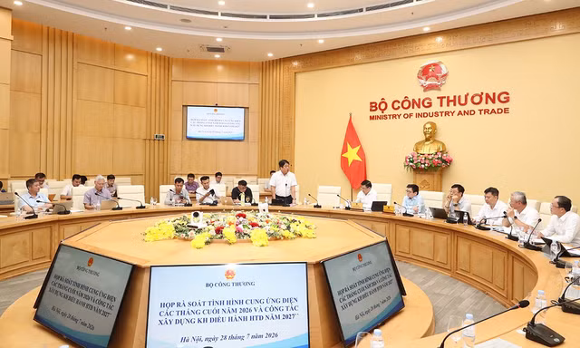 EVNNPT bảo đảm vận hành an toàn hệ thống truyền tải điện, đẩy nhanh các dự án trọng điểm