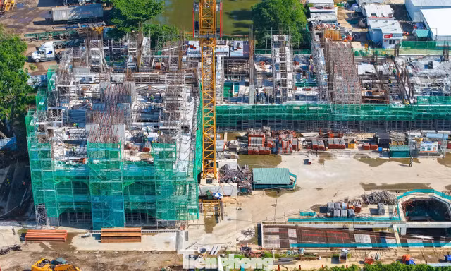 Thị trường bất động sản TP.HCM 'nóng' trở lại