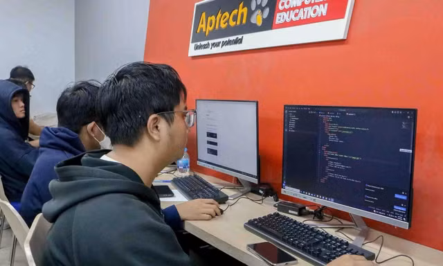 AI ứng dụng “lên ngôi”: Chuyên gia quốc tế chỉ ra cơ hội mới cho người học lập trình 