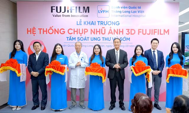 Khai trương hệ thống chụp nhũ ảnh 3D tại Bệnh viện Quốc tế Thăng Long Lạc Việt 
