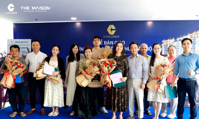 Lễ bàn giao sổ hồng dự án The Maison: Bảo chứng pháp lý và bước tiến khẳng định uy tín của C-Holdings