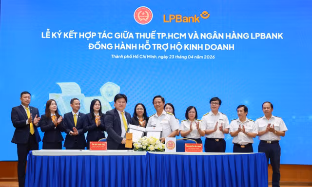 LPBank ký kết hợp tác với Thuế TP.HCM: Đồng hành hộ kinh doanh và cá nhân kinh doanh chuyển đổi số
