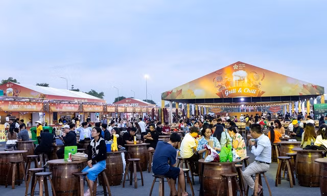 Hội chợ Mùa Thu lần Thứ nhất - 2025: 'Cực phẩm' ẩm thực – 'Đại tiệc ăn chơi’ hot nhất thời điểm này