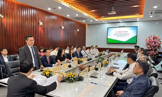 Vietcombank và Bệnh viện Chợ Rẫy hợp tác triển khai giải pháp công nghệ thông tin và bệnh án điện tử