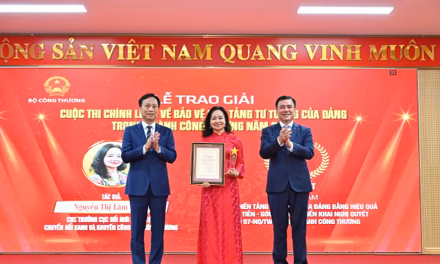 28 tác phẩm đạt giải cuộc thi chính luận ngành Công Thương