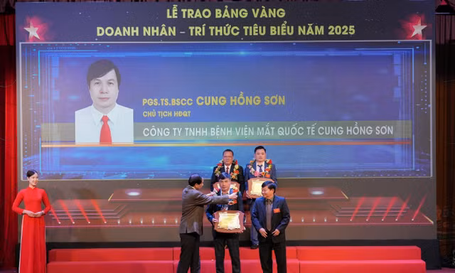 Vinh danh PGS.TS.BS Cung Hồng Sơn – Doanh nhân tiêu biểu năm 2025