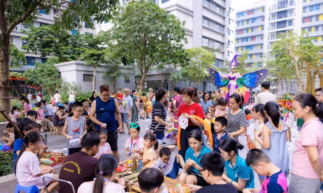 Sắc màu trung thu trong khu đô thị hiện đại