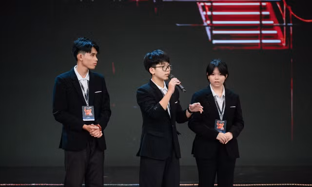 Từ không chuyên đến Á quân AI Young Guru 2026: Sinh viên FPT PolySchool bứt phá nhờ môi trường thực tiễn