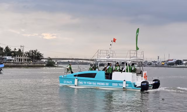 Cần Thơ khai trương bến tàu du lịch 30 tỷ đồng dịp lễ hội sông nước 