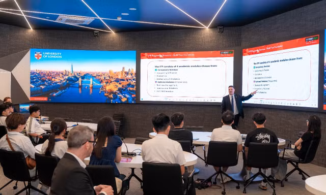 Đại học London: từ di sản của các lãnh đạo thế giới đến hành trình 15 năm tại Việt Nam