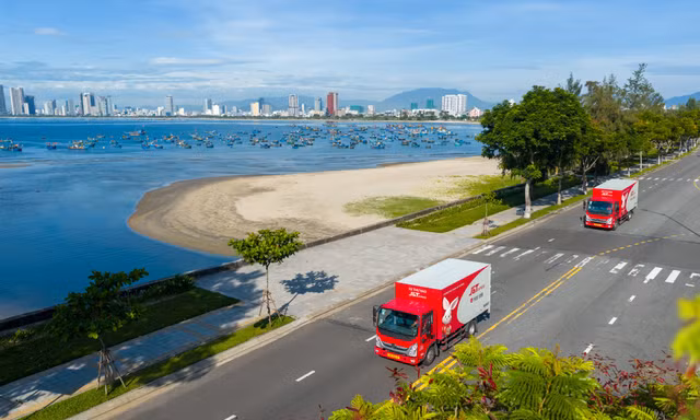 Hành trình thầm lặng phía sau mỗi tổ yến