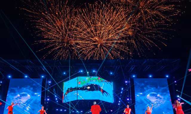 Concert của siêu sao G-DRAGON thăng hoa giữa đại dương ánh sáng Ocean City