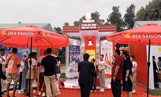 “Ông lớn ngành bia” ghi dấu với không gian trải nghiệm bia Việt Nam tại Thai Festival 2026 