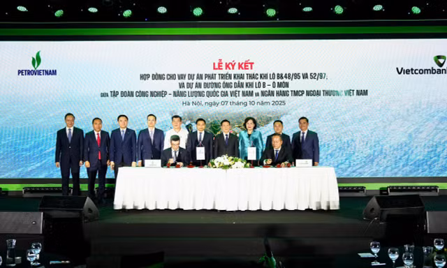 Petrovietnam và Vietcombank ký kết hợp đồng tín dụng hơn 1 tỷ USD cho Chuỗi dự án khí điện Lô B – Ô Môn