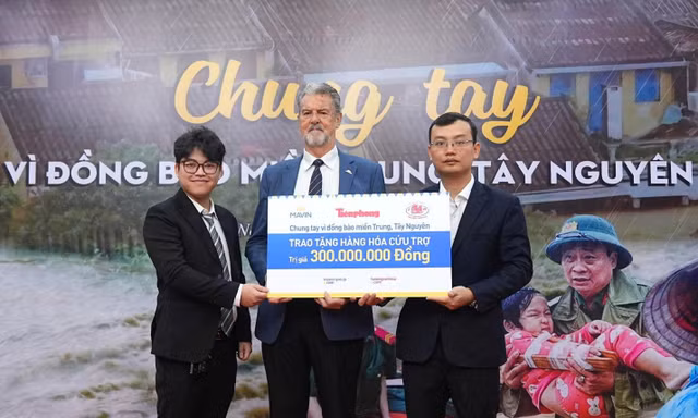 Mavin sẻ chia cùng đồng bào vùng lũ miền Trung, Tây Nguyên