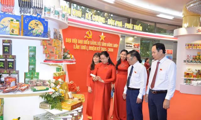 Để người dân Đồng Tháp có cuộc sống phồn vinh, hạnh phúc