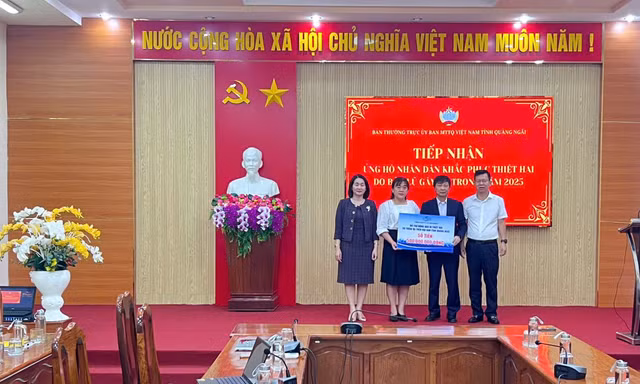 Vinaconex chung tay hỗ trợ đồng bào miền Trung khắc phục hậu quả thiên tai, lũ lụt
