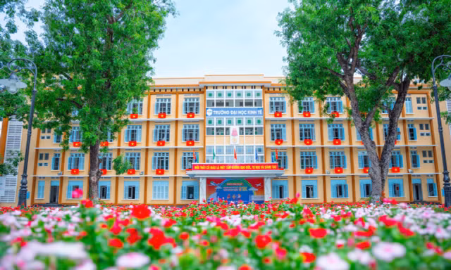 Đào tạo nguồn nhân lực cho trung tâm tài chính quốc tế Đà Nẵng