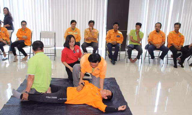 VWS tập huấn luyện sơ cấp cứu: Lấy sức khỏe người lao động làm trọng tâm