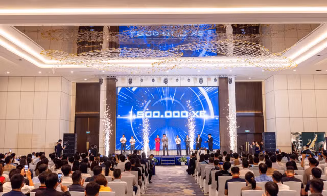 600 nhà phân phối VinFast đồng lòng nhất trí bán 1,5 triệu xe máy điện trong năm 2026