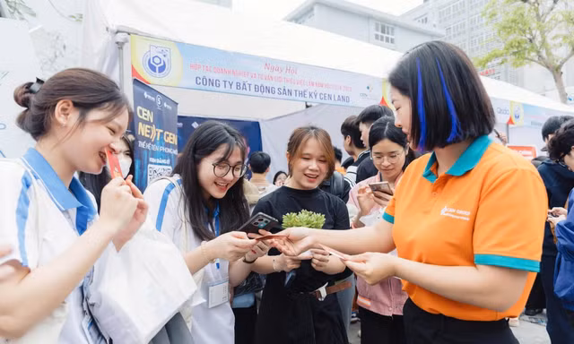 Học nghề miễn phí - Cen EcoTech giúp thanh niên tự tin bước vào thị trường lao động