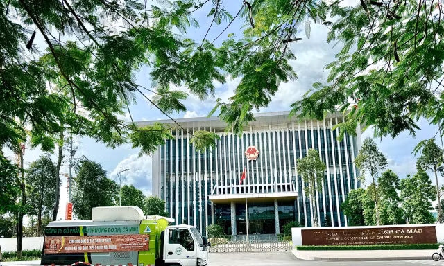 Công ty cổ phần Môi trường đô thị Cà Mau chuyển nhượng vốn nhà nước 