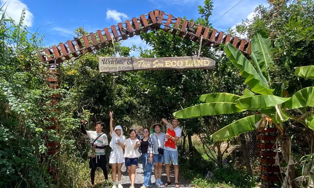 Thới Sơn Eco Land tạo 'không gian chữa lành' độc đáo giữa sông Tiền