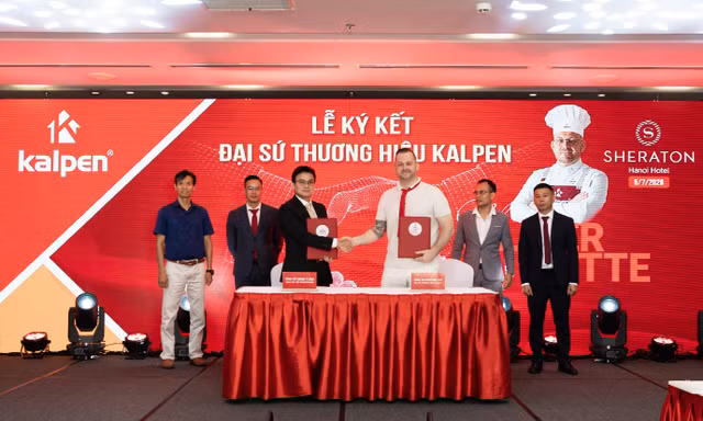 Kalpen công bố đầu bếp Đức Oliver Mette là Đại sứ thương hiệu
