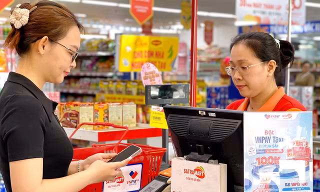 SATRA tăng tốc trên “đường đua” bán lẻ cuối năm