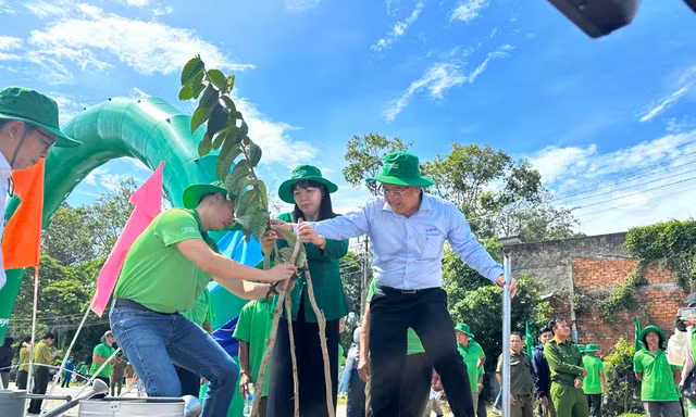 Syngenta Việt Nam lan tỏa mô hình bảo vệ môi trường tại Đồng bằng sông Cửu Long