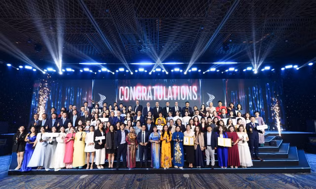 Sunshine Group được vinh danh 'Môi trường làm việc tốt nhất châu Á' tại HR Asia Awards 2026