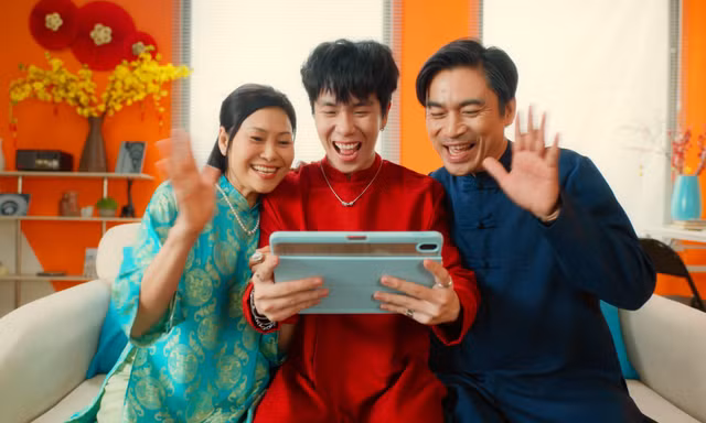 Từ mong ước 'hợp mạng' ngày Tết đến trải nghiệm kết nối suôn sẻ cho người trẻ