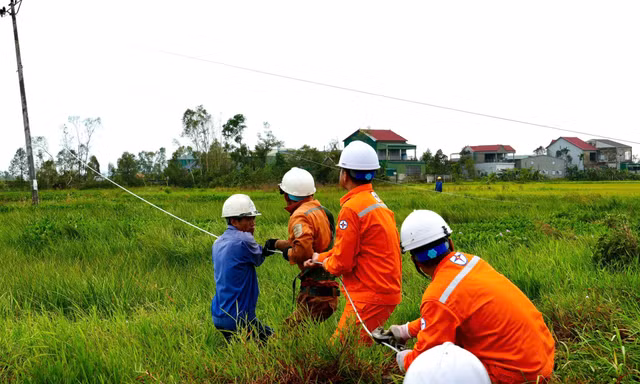 Tổng công ty Điện lực miền Bắc: 56 năm một chặng đường đầy tự hào 